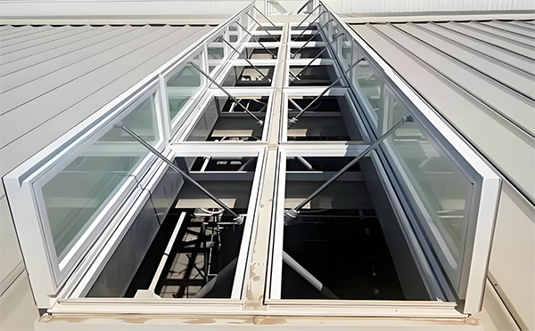 阿拉尔排烟天窗