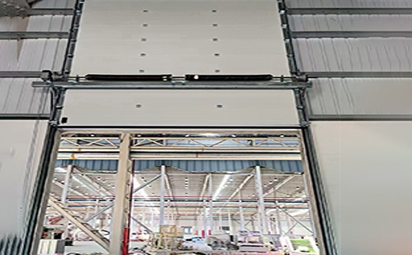 阿拉尔工业提升门