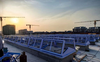 消防阿拉尔排烟窗开启角度